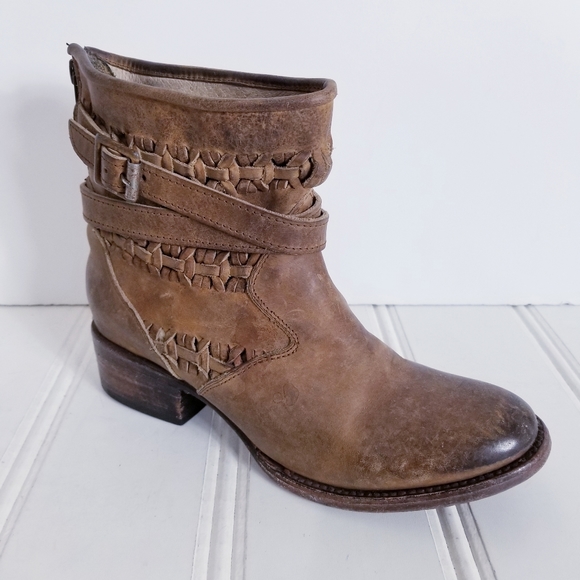 Freebird by Steven Home Brown Distressed Leather Booties 6 Lace Up Zip - Picture 1 of 16